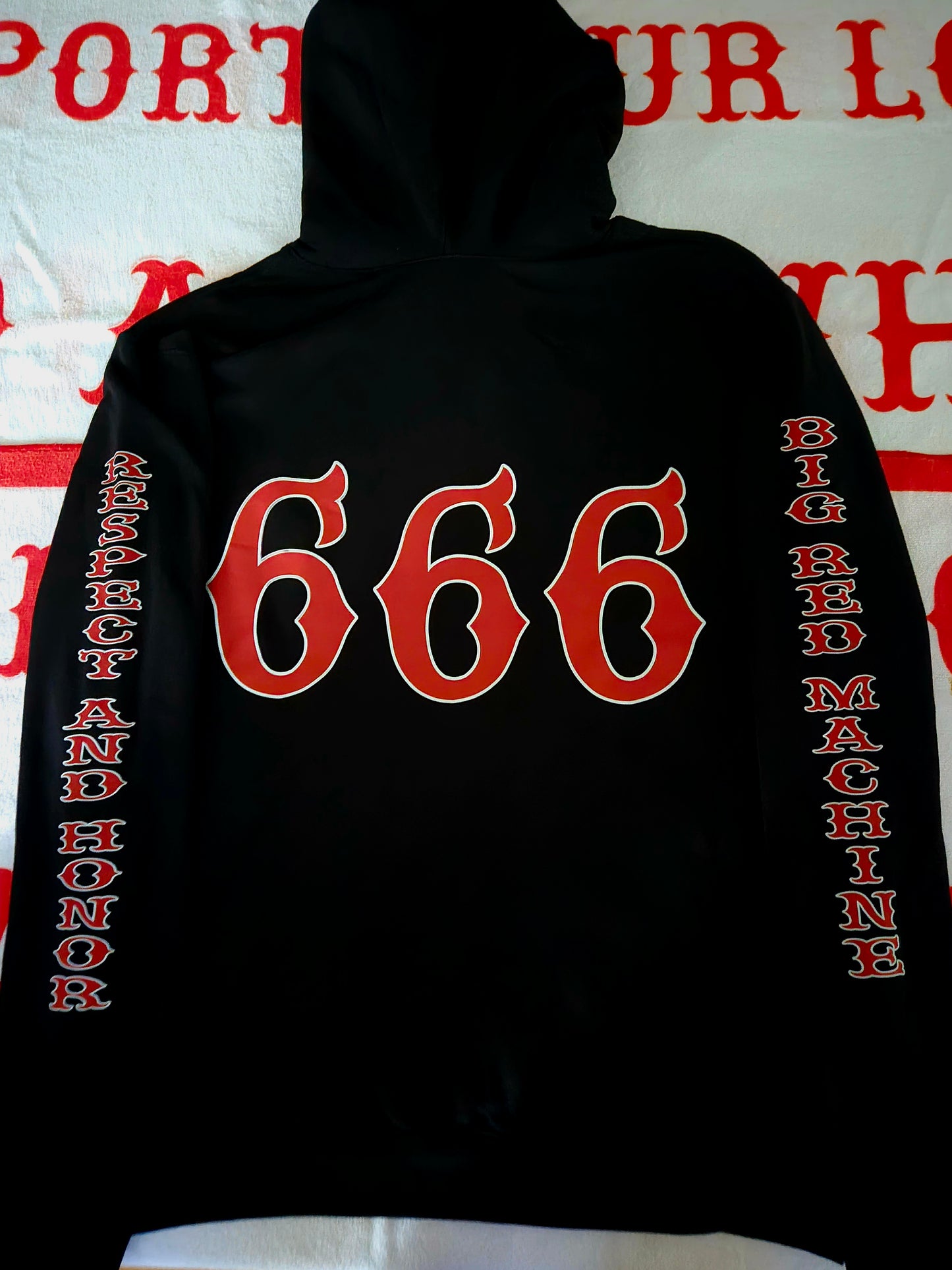 Nouveau Hoodie Rider 666